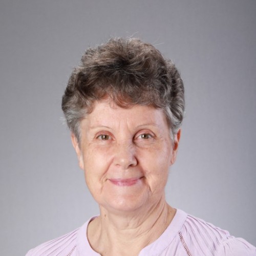 Photograph of Robyn Robinson